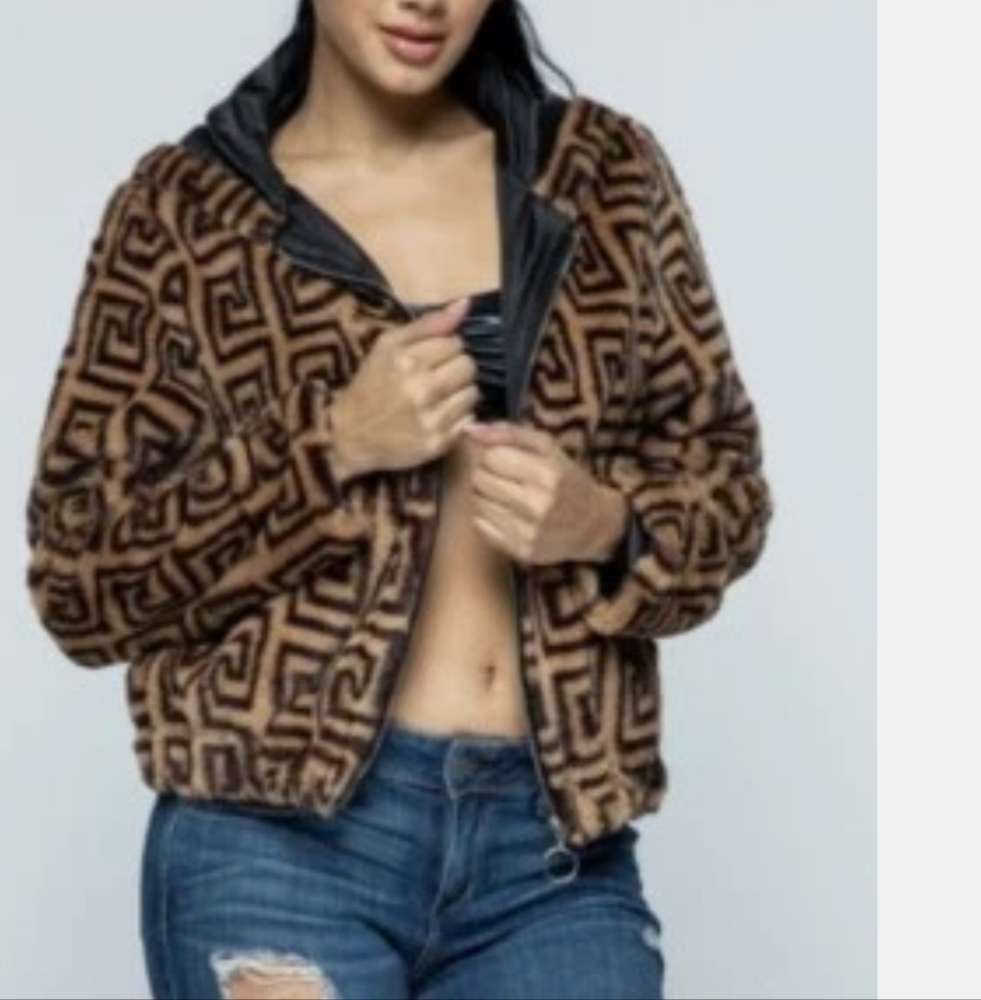 Stylish Brown Patterned Teddy Jacket - image 1